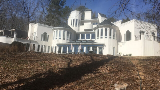 Luxury Lakeside Mansion with Basketball Court and Indoor Pool