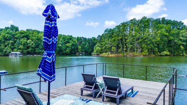 Remodeled Lake Cottage w/ Private dock